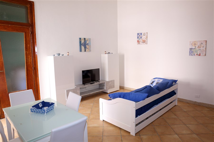 Trapani Mare Apartments 2 - dining room and kitchen